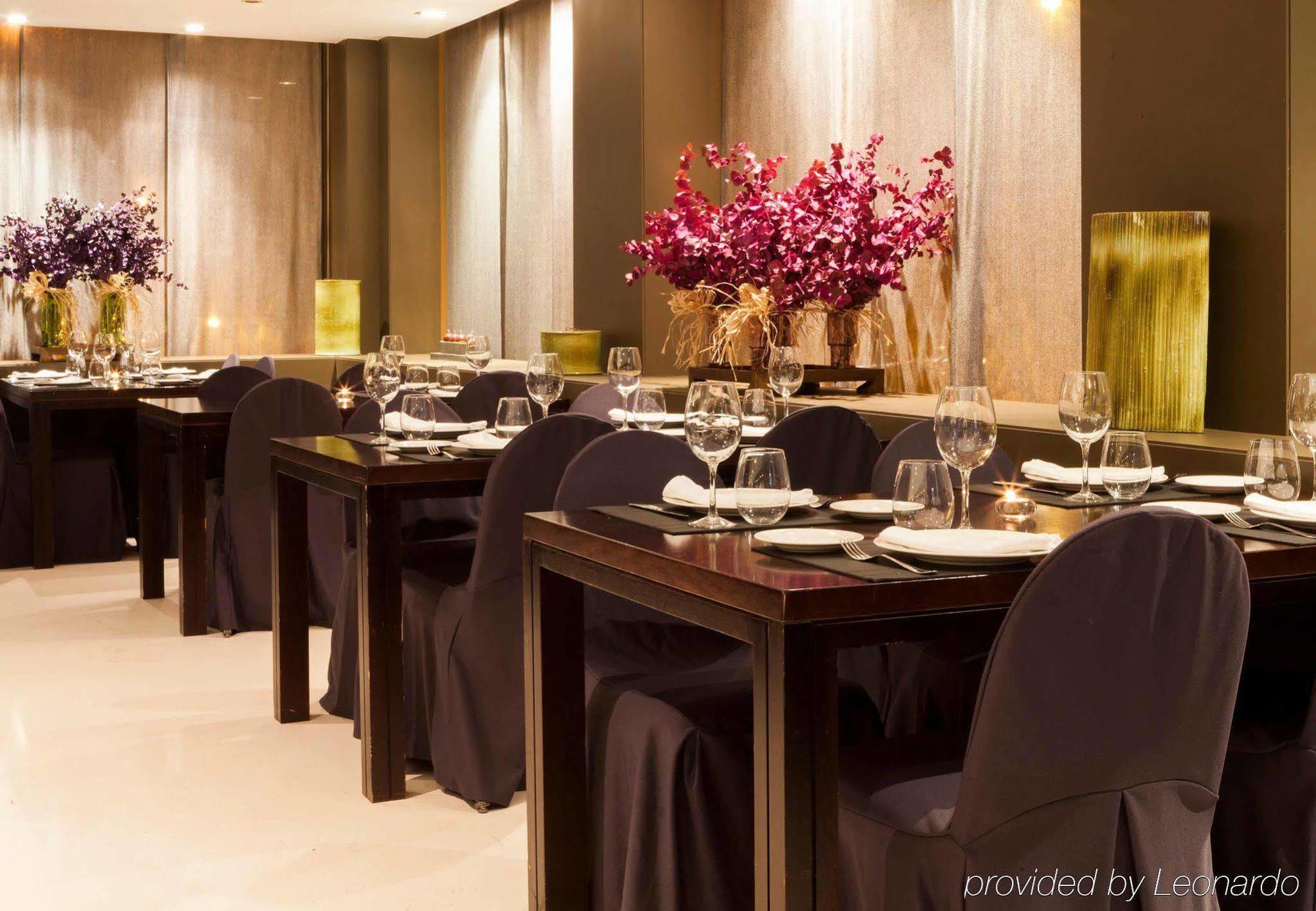 לוגרוניו Ac Hotel La Rioja By Marriott מראה חיצוני תמונה