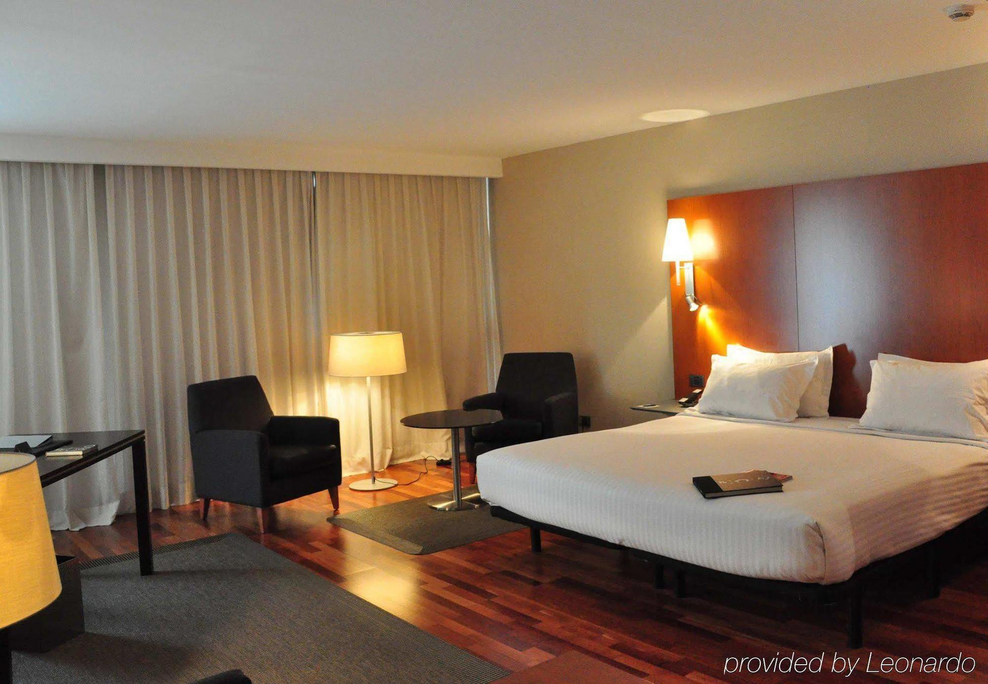 לוגרוניו Ac Hotel La Rioja By Marriott חדר תמונה
