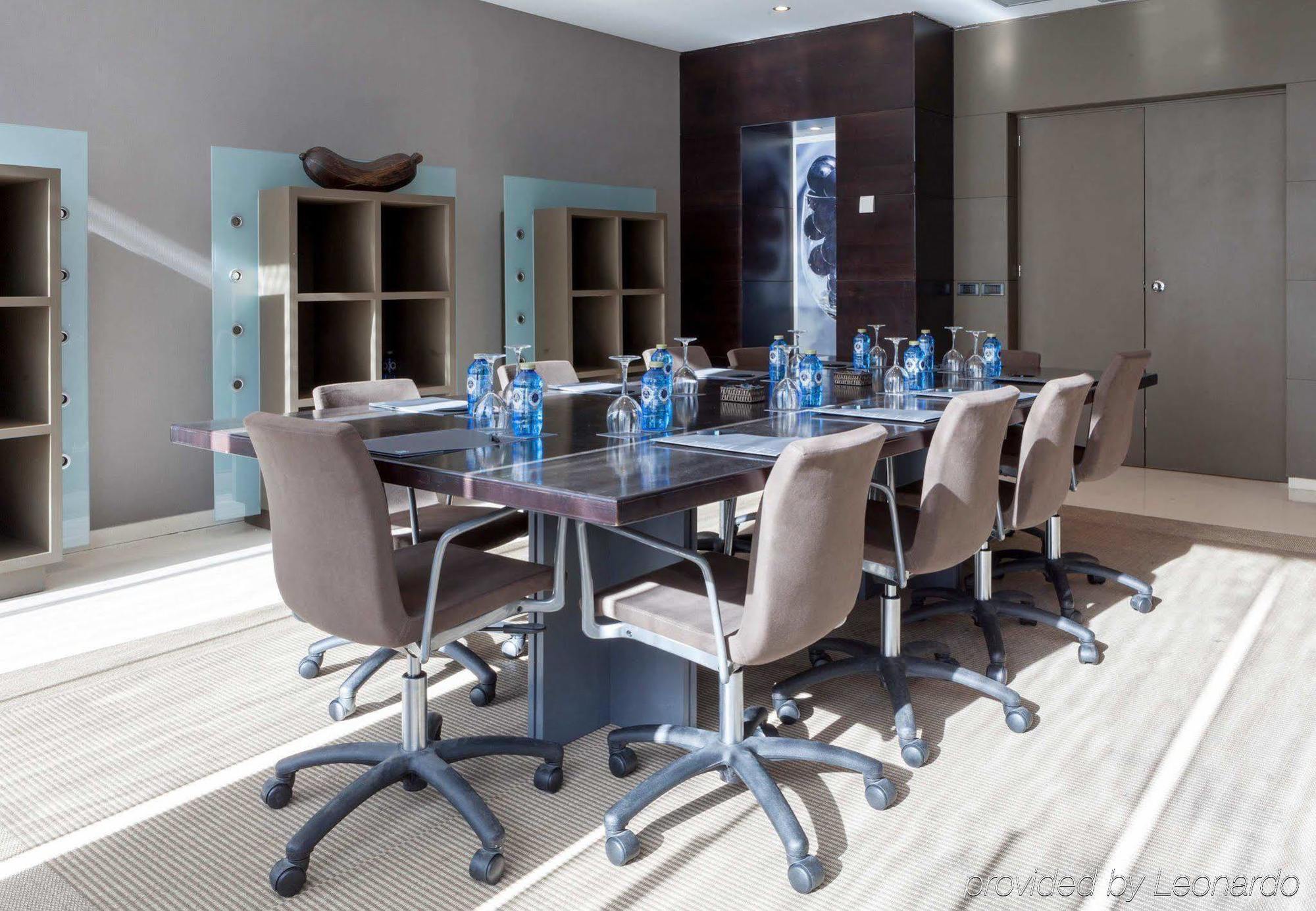 לוגרוניו Ac Hotel La Rioja By Marriott מראה חיצוני תמונה